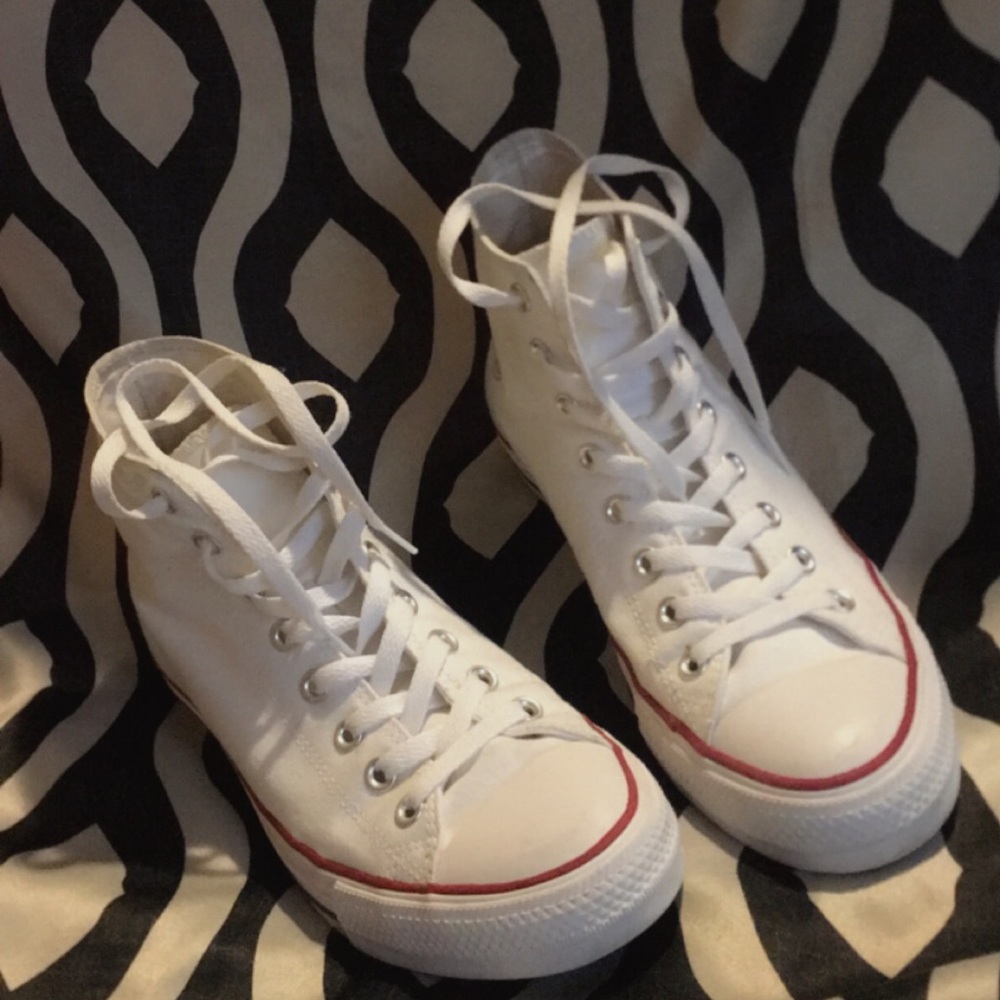 White All-Star Converse High Top